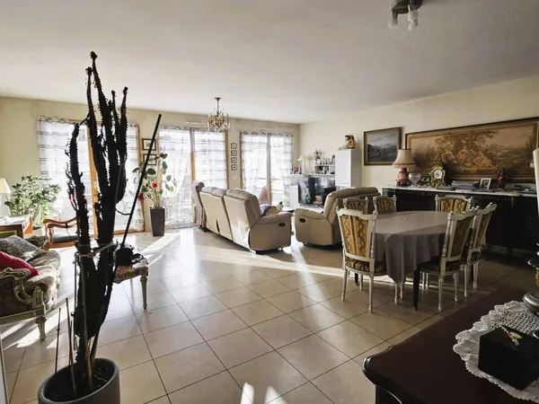 Appartement 7 pièces 115 m² 