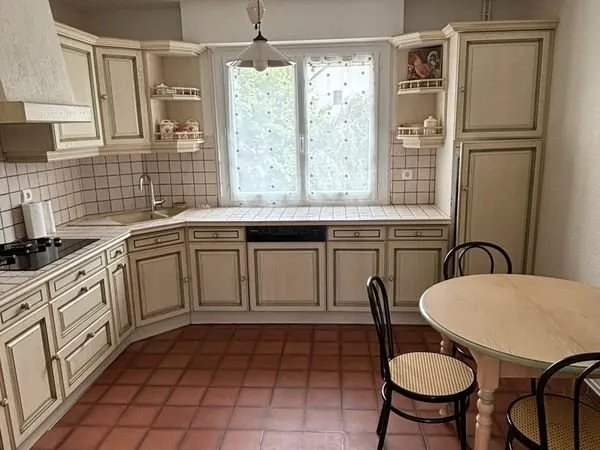 Loue chambre dans appartement 160m2