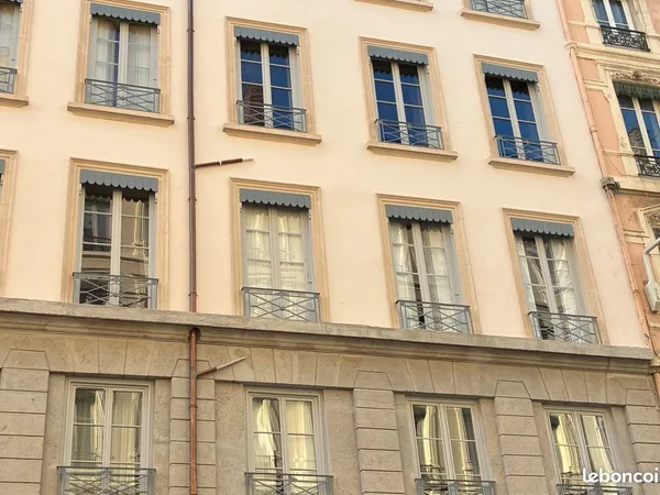 LOCATION APPARTEMENT LYON 6 ème 