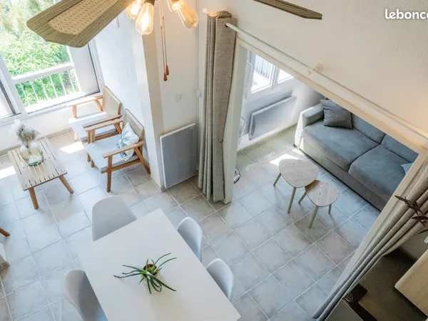 T2 meublé de 45m2 utiles en duplex + garage 
