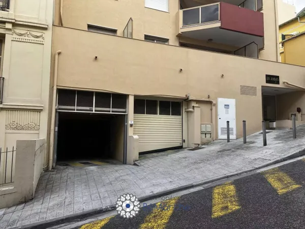 Parking - Garage Location Nice   137€