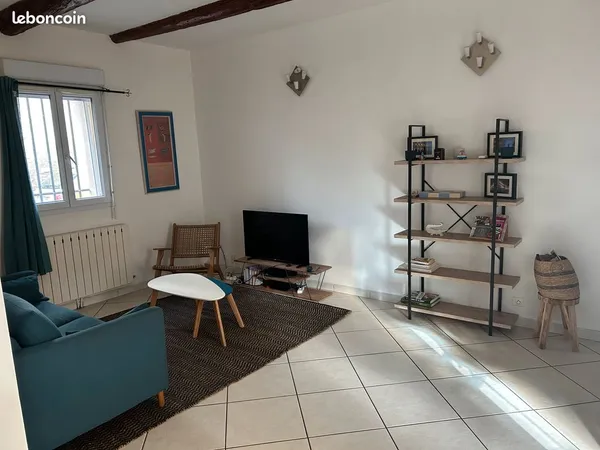 A louer T2 meublé 