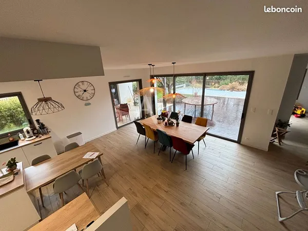 Maison 4 pièces 144 m² 