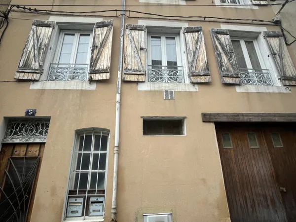 Bâtiment 138 m² 