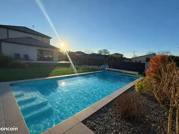 Maison 6 pièces 138 m² 