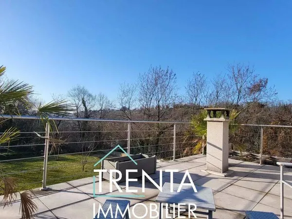 Maison 6 pièces 182 m² 