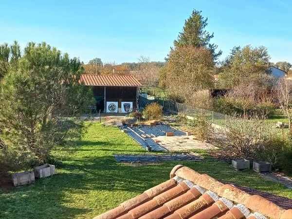 Terrain 979m2 hors lot...Pres voie Verte... 
