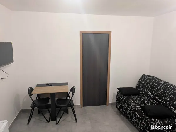 Studio neuf meublé tout équipé 20m² 