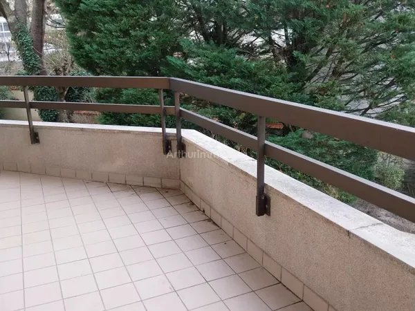 LOCATION 2 PIECES - LE PERREUX CENTRE 