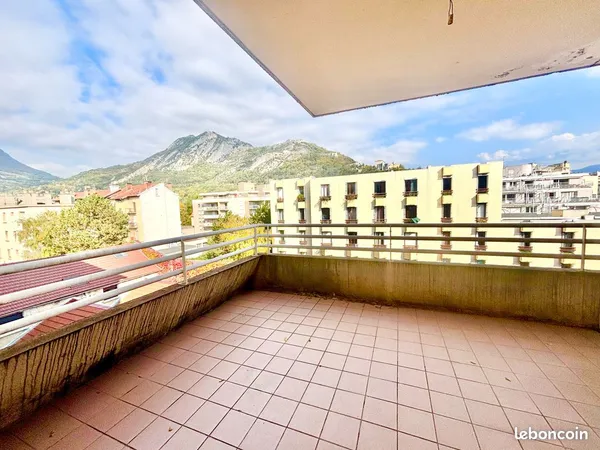 Appartement 3 pièces 81 m² 