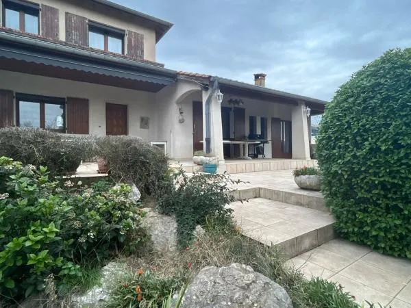 Vends maison bourgeoise 