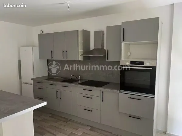 Appartement 3 pièces 65 m² 
