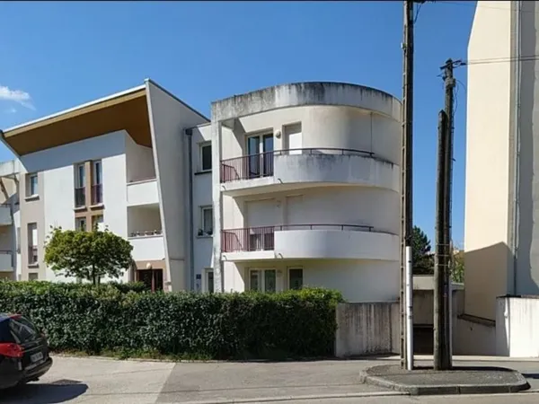 Garage fermé à Dijon Sud (40 rue de Chenôve) 