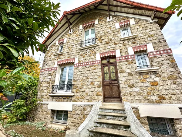 Maison Athis Mons 7 pièce(s) 174.31 m2 