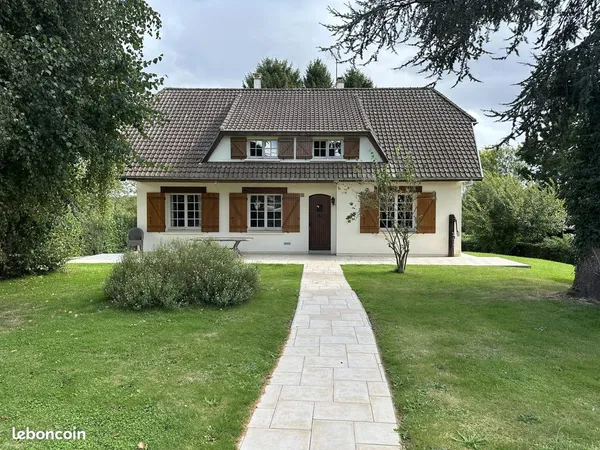 Pavillon 5 pièces 143 m² 