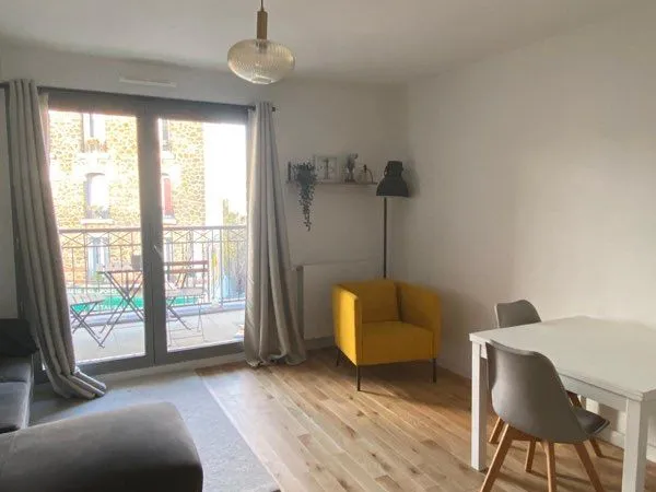 Location T2 meublé loggia + parking 