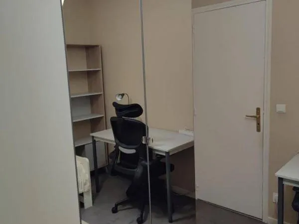 Studio 1 pièce 9 m² 