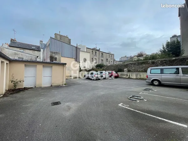 Parking/box 15 m² BREST 