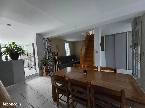 Maison 4 pièces 85 m² 