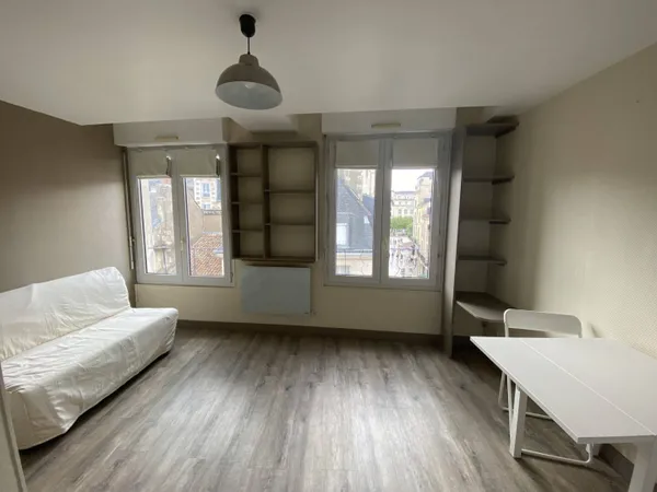 Appartement 1 pièce 18 m² 