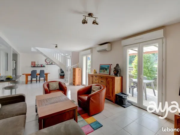 Maison 6 pièces 121 m² 