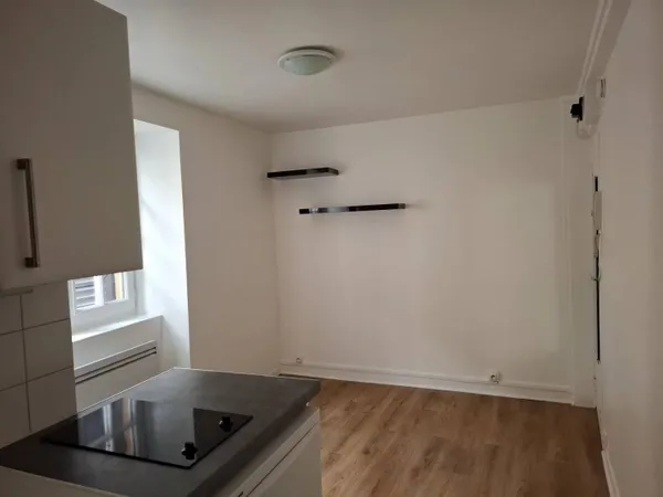 Appartement 1 pièce 12 m² 