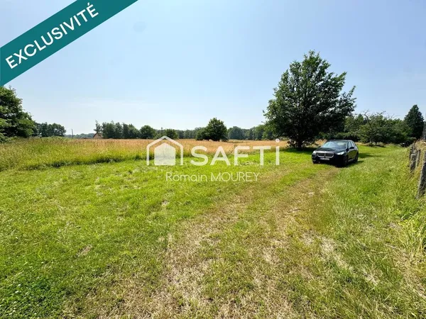 Terrain constructible de 14 470 m² / 1,45 hectare 