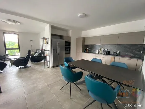 Appartement 4 pièces 85 m² 