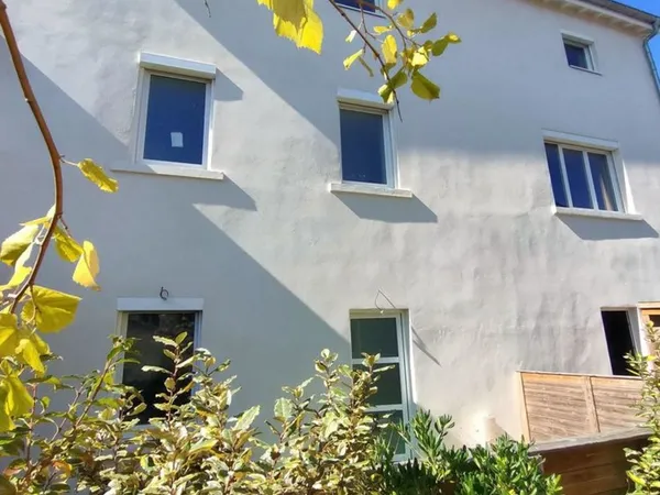 Appartement NEUF 40 M2 calme parking Sathonay Village 