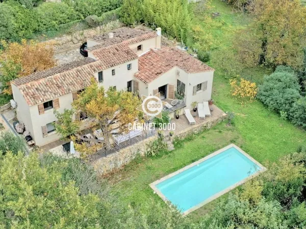M2234 - LE PLAN DU CASTELLET - Maison T6 - Piscine 