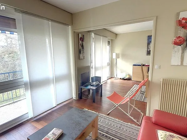 Appartement 4 pièces 82 m² 