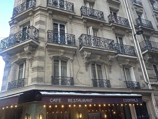 Studio 1 pièce 26 m² 