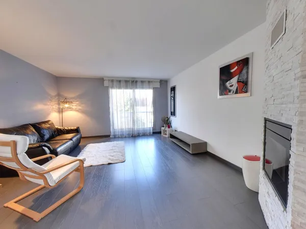 Appartement Bry Sur Marne 4 pièce(s) 77.02 m2 