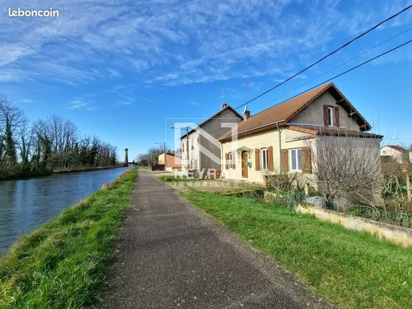 Maison 6 pièces 117 m² 
