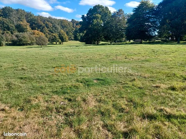 Terrain 2300 m² GRAND BOURGTHEROULDE 