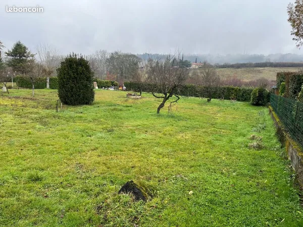 Terrain 950 m² Auch 