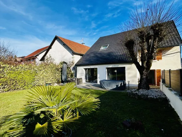 Maison 6 pièces 200 m² 