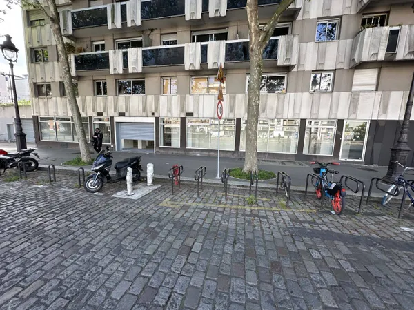 Boutique 1900 m² 