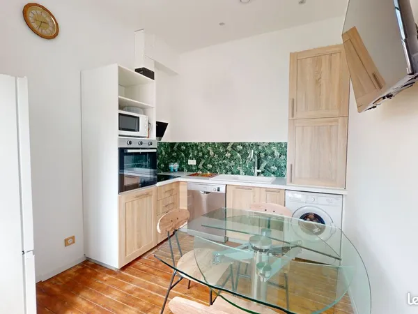 Studio 1 pièce 18 m² 