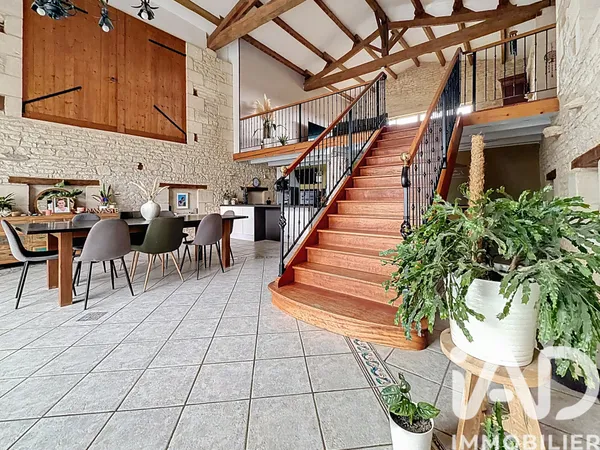 Maison 6 pièces 408 m² 