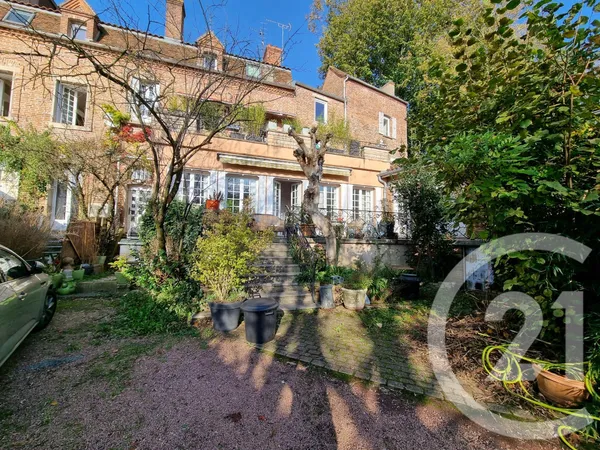 Appartement 5 pièces 145 m² 