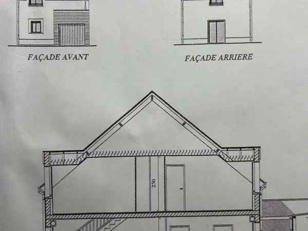 Location maison T3, 2 chambres, garage et jardin 