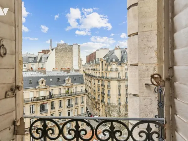 Appartement 7 pièces 296 m² 