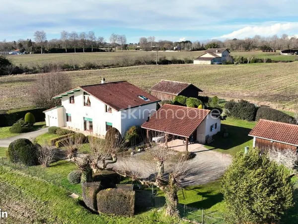 Maison 7 pièces 183 m² 