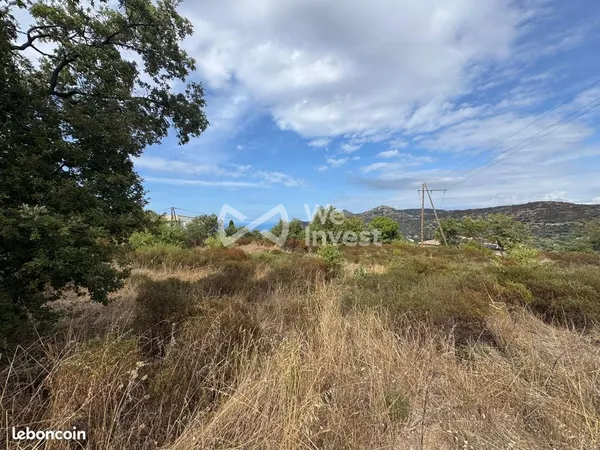 Terrain 2559 m² Cateri 