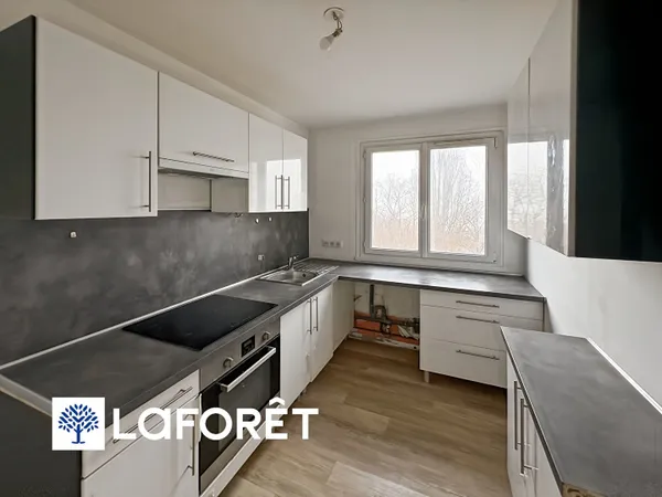 Appartement Viry Chatillon 4 pièce(s) 70.12 m2 