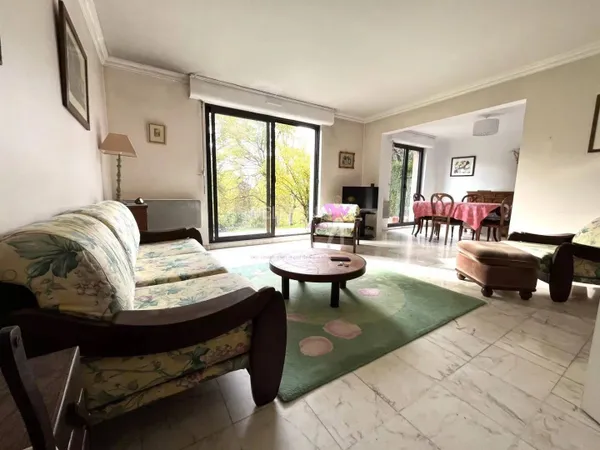 Appartement 5 pièces 97 m² 