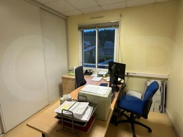 Bureaux 250 m² 