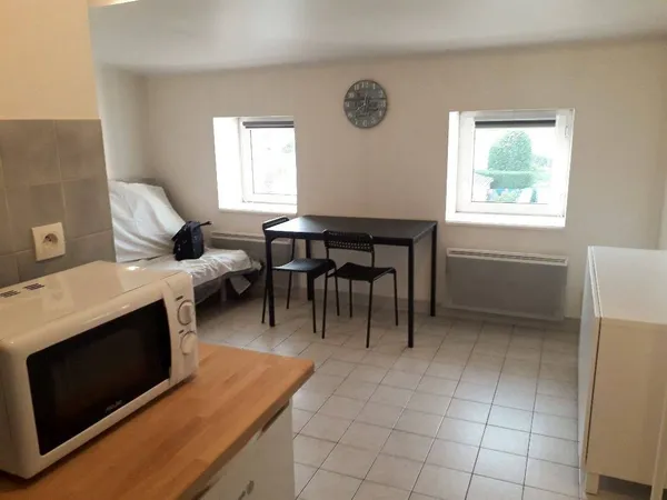 Studio 1 pièce 18 m² 