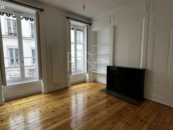 Appartement 3 pièces 62 m² 